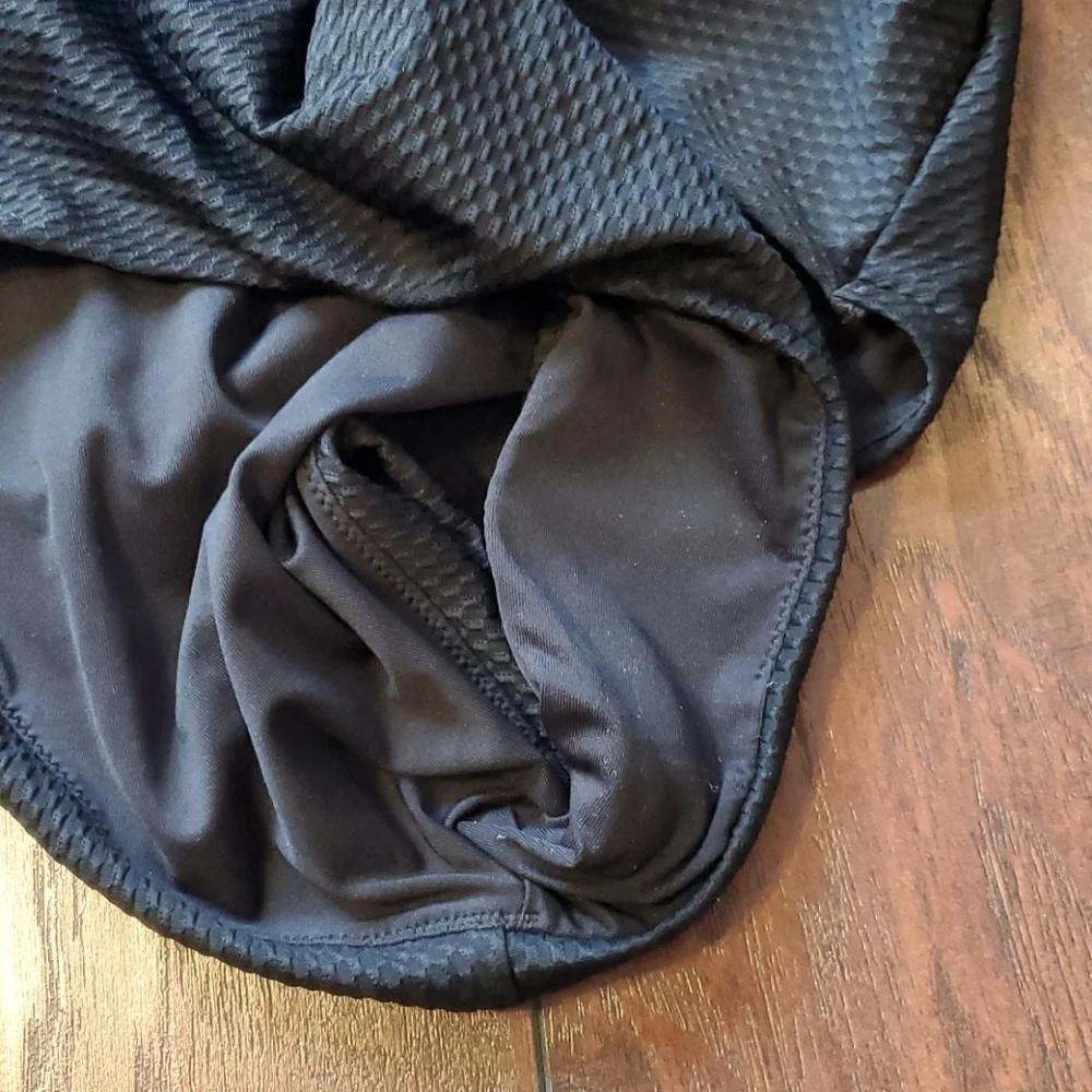 NWOT Chelsea28 Belted Textured  1 piece swim